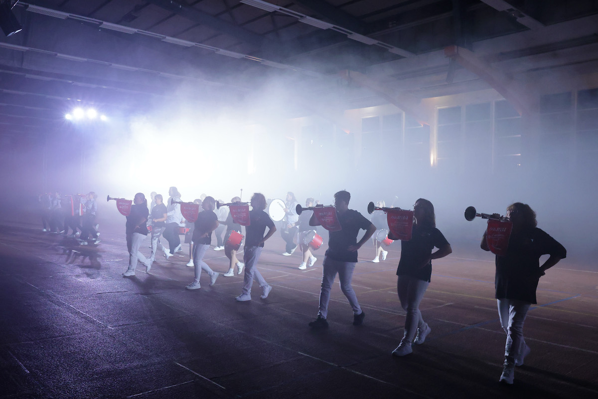 Aktivist – Neue Bühne Senftenberg – Mit dokumentarisch inspirierten Texten debattiert Kajetan Skurski die staatliche Verzweckung von Sportleidenschaft in der DDR